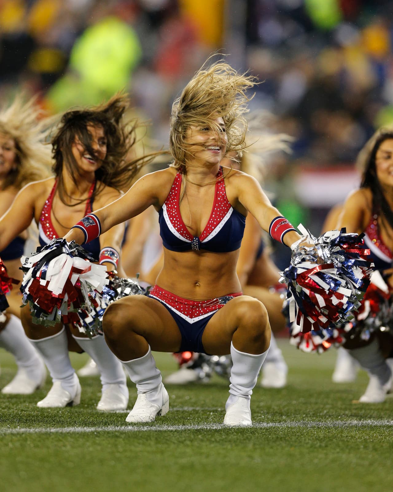 Esta hermosa porrista, de cara angelical, está en las filas de los actuales campeones de la NFL, los New England Patriots. Checa sus mejores imágenes.