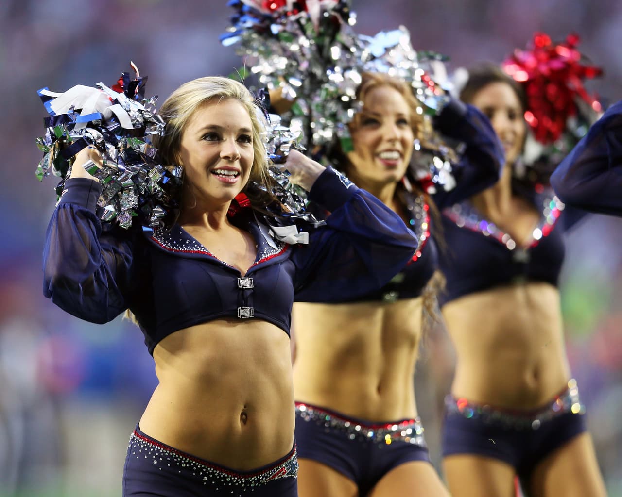 Esta hermosa porrista, de cara angelical, está en las filas de los actuales campeones de la NFL, los New England Patriots. Checa sus mejores imágenes.