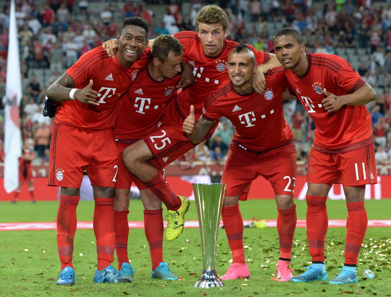BAYERN MUNICH: El gigante de Alemania no se queda atrás respecto a la magistral composición de su plantel el cual año con año es renovado con los mejores jugadores como ocurrió con los fichajes de Arturo Vidal y Douglas Costa.