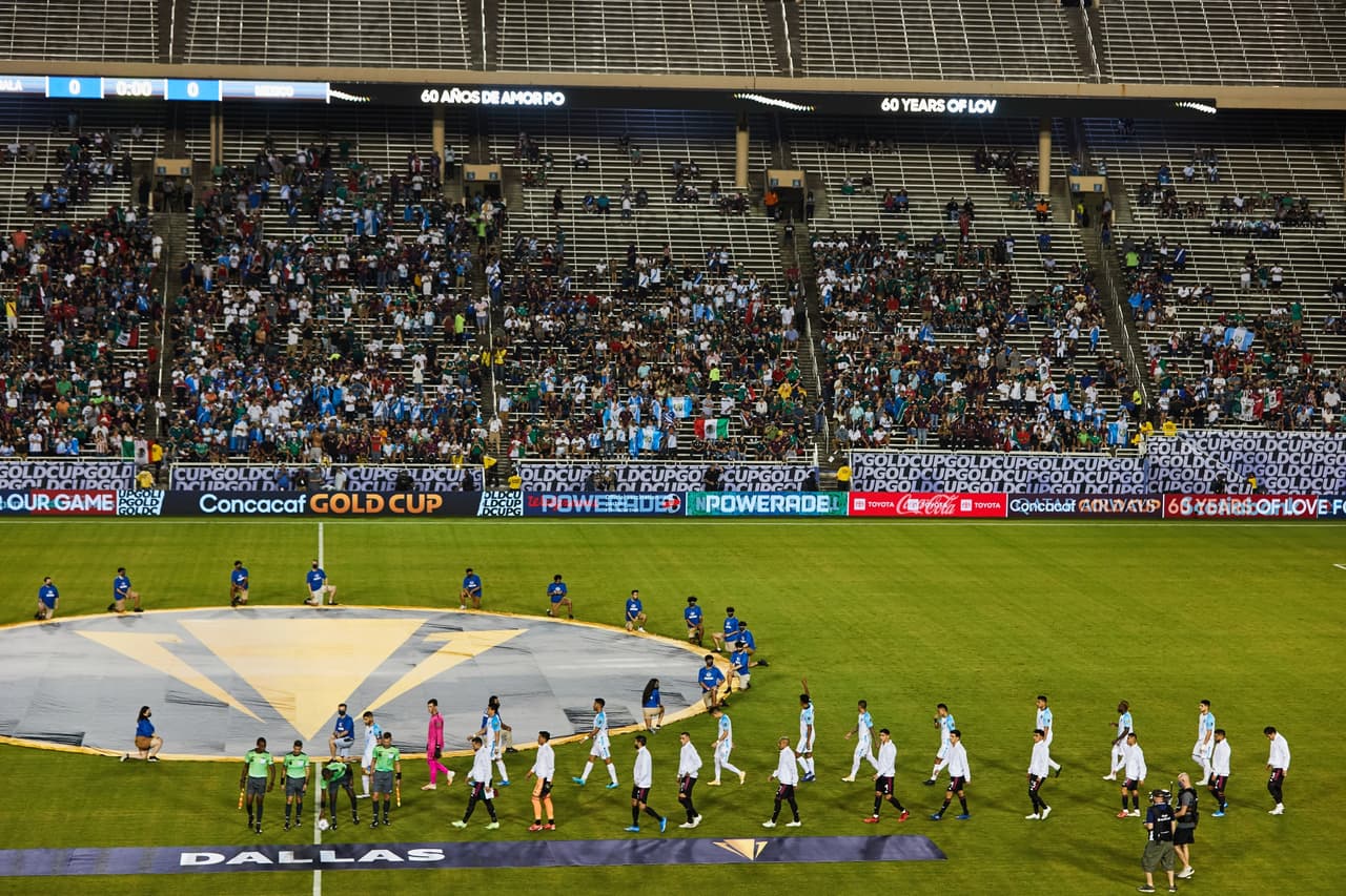 Tras su decepcionante debut ante Trinidad y Tobago, el Tricolor consiguió su primera victoria en la Copa Oro de la mano del 'Mellizo', quien hizo dos goles, y Orbelín Pineda, quien marcó el tercero.