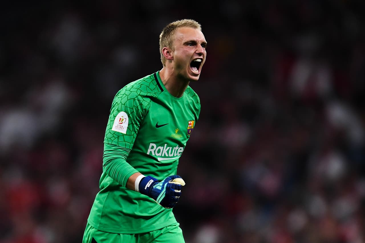 Medios británicos informan este viernes que Jasper Cillessen, quien no continuará en el Barça, sería del interés del Manchester United.