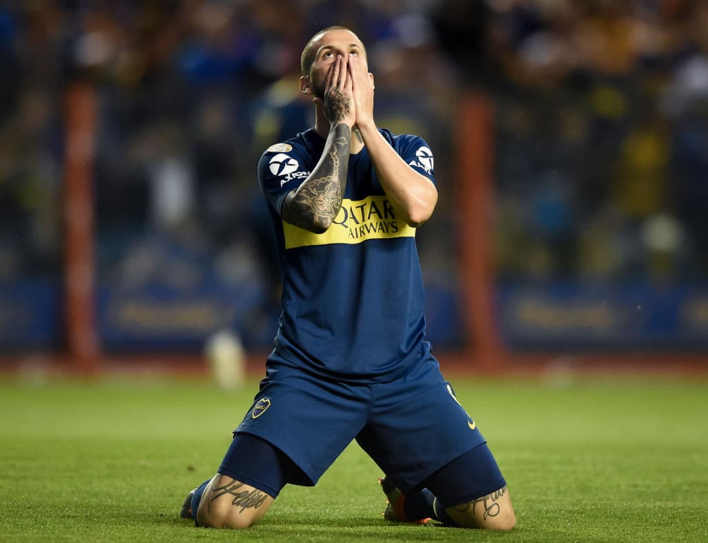 Sin embargo, el camino para Benedetto no ha sido sencillo luego de sufrir una grave lesión que lo dejó sin la opción de ir al Mundial de Rusia 2018 con Argentina.