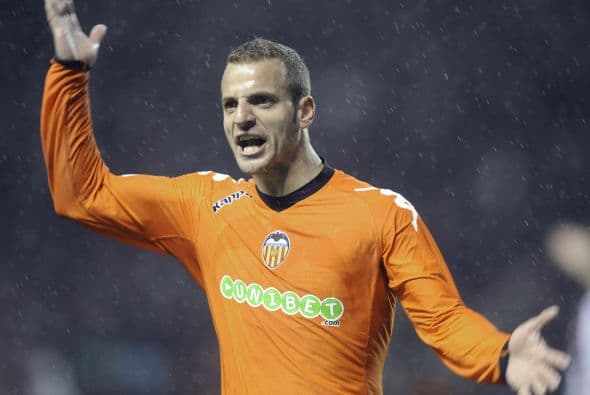 Pero el gol no llegaba y se veían desesperados, como el caso del atacante Roberto Soldado.