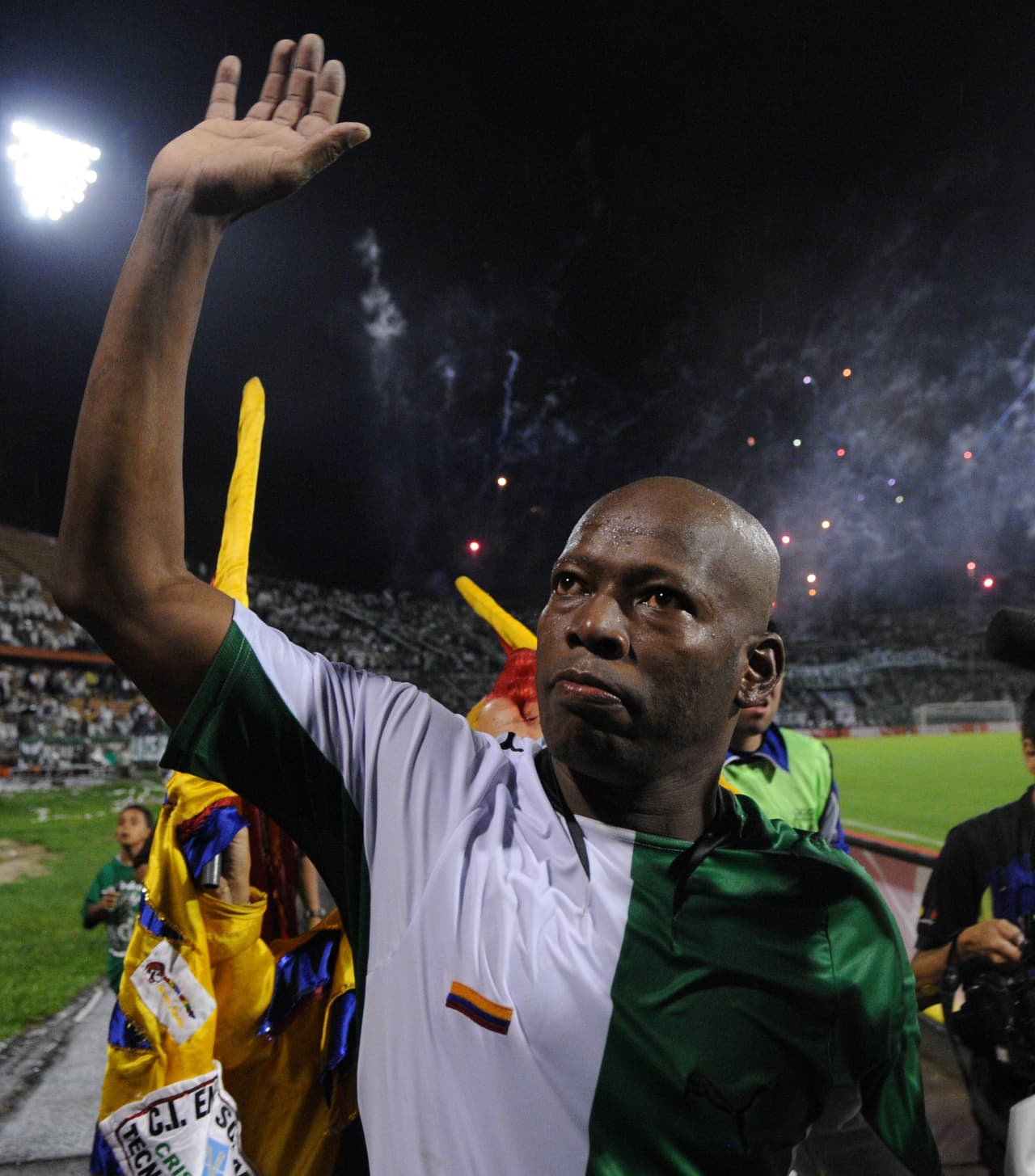 Asprilla, con fama de galán, entró en un particular negocio al convertirse en la cara de una línea de preservativos que llevan su nombre.