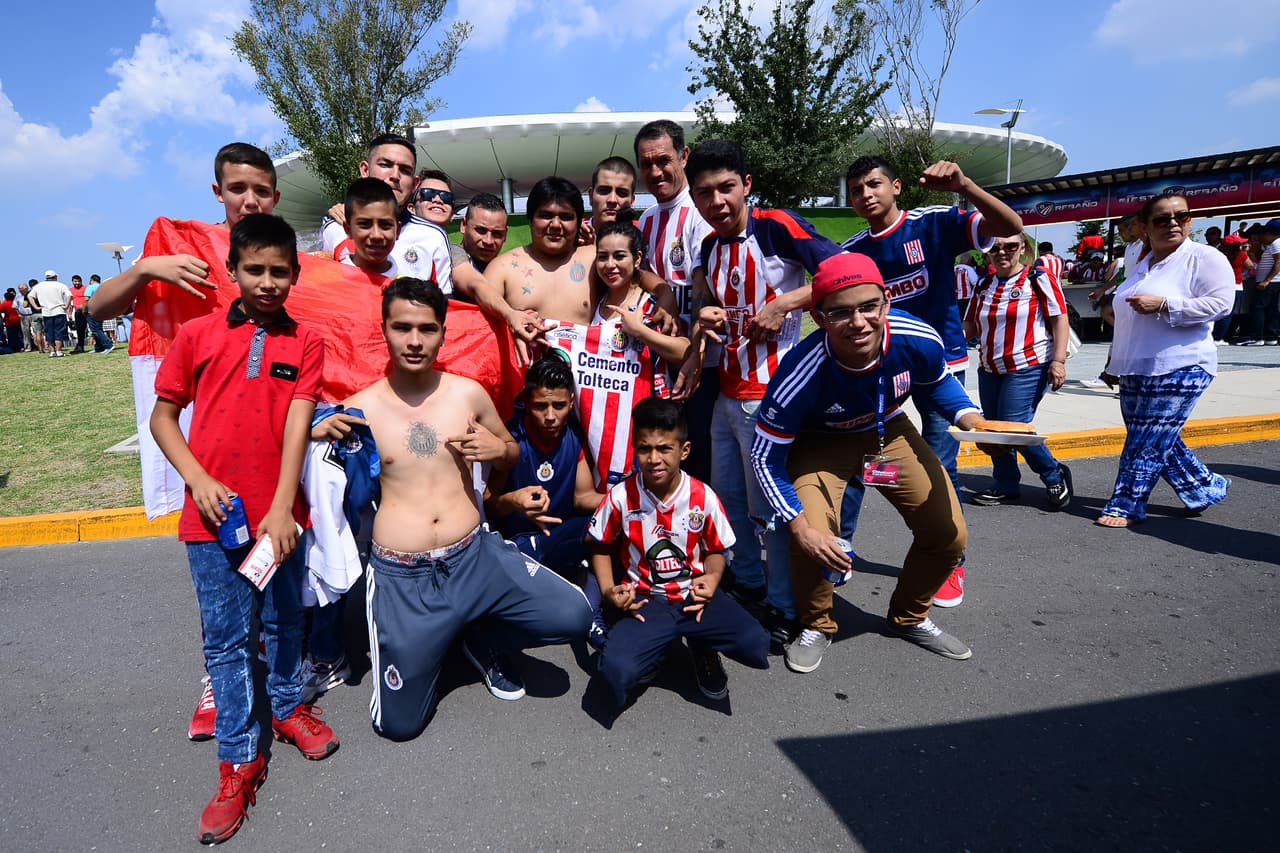 El colorido de la afición en la Jornada 7