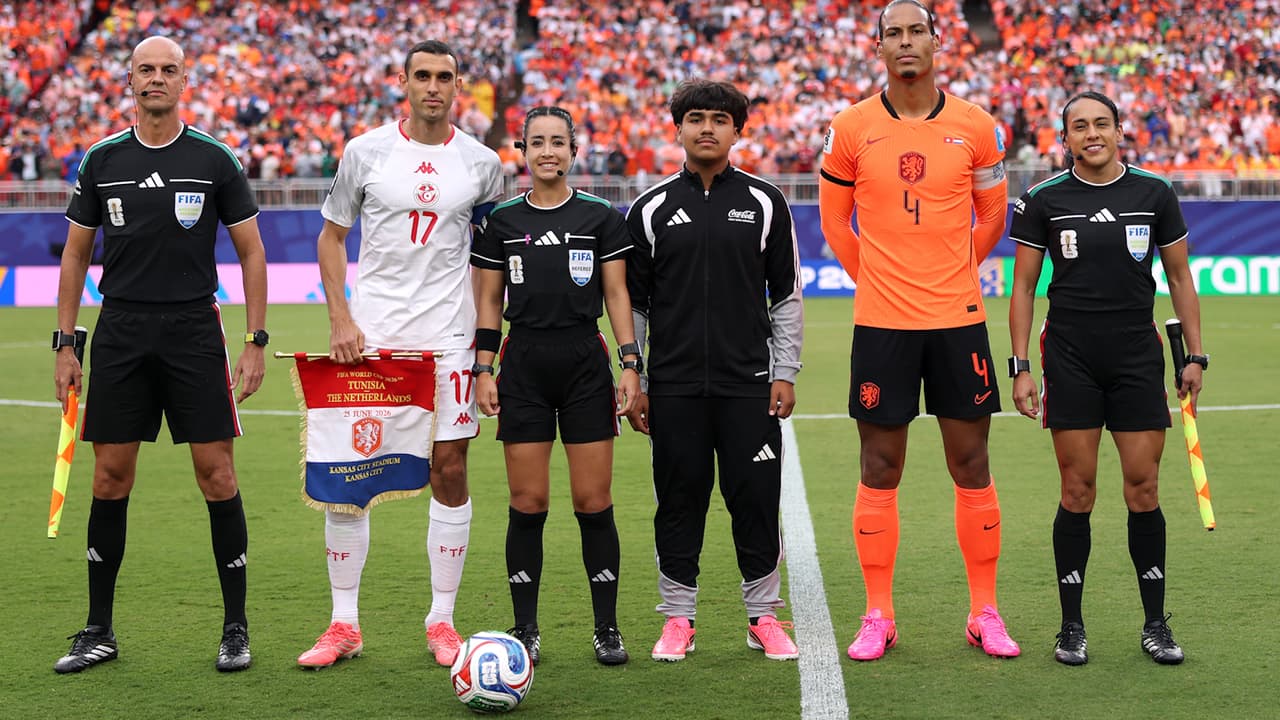 Árbitra Katia Itzel sorprende con el uniforme que usó en el Túnez vs. Países Bajos