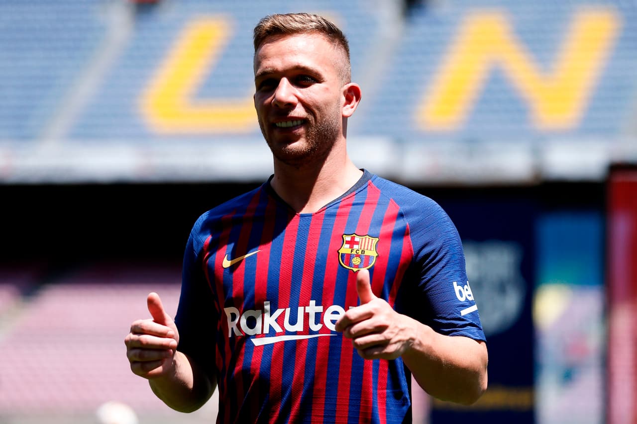 A pesar de su corta edad, su pase tuvo un valor superior a los 36 millones de dólares.