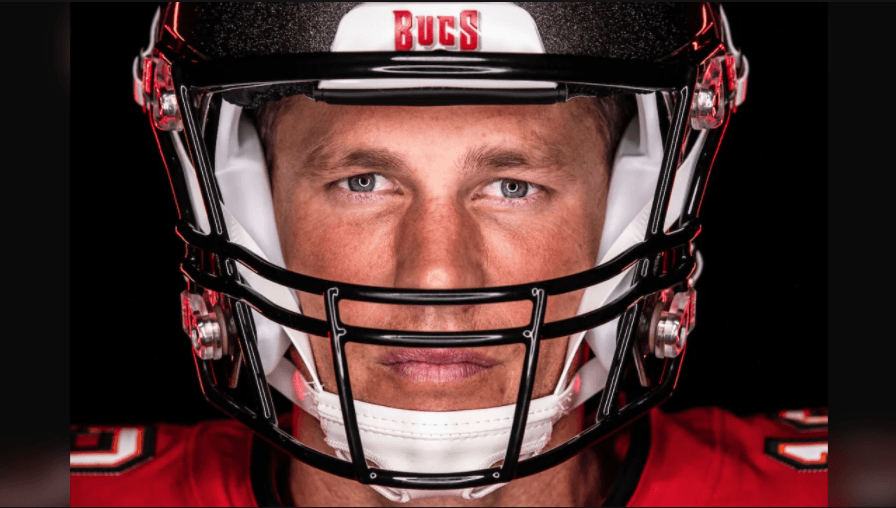 ¡Hermoso, simplemente hermoso! Tom Brady se puso el uniforme de los Tampa Bay Buccaneers y el equipo lo presumió en redes sociales.