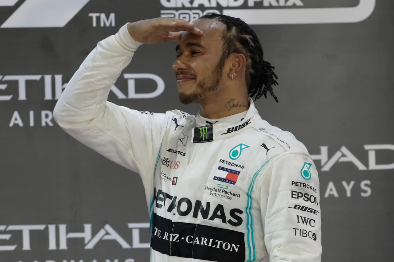 Lewis Hamilton llama "ignorante" a Bernie Ecclestone