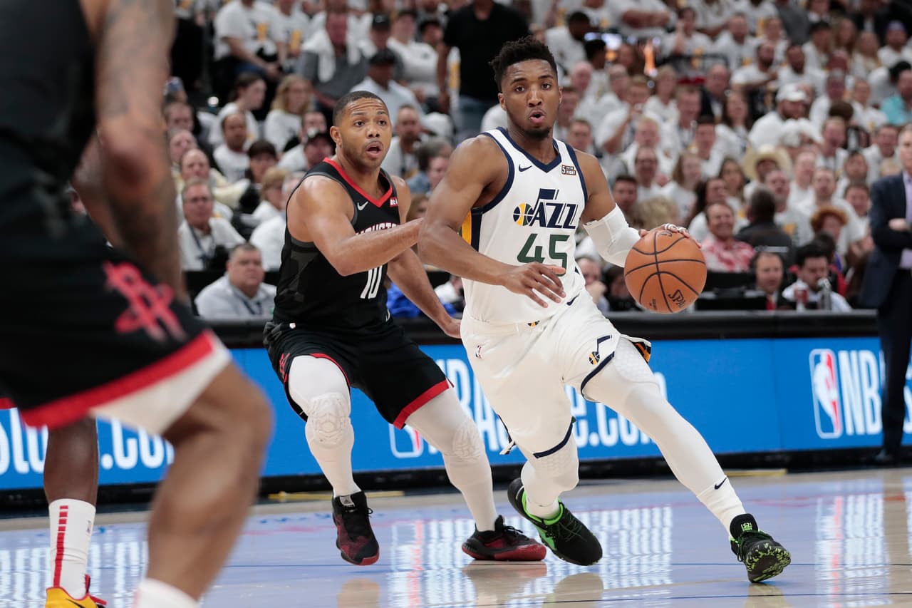 Los locales comenzaron imponiendo su juego desde el primer cuarto, llevándoselo por 32-24, una diferencia que sería vital para la victoria.