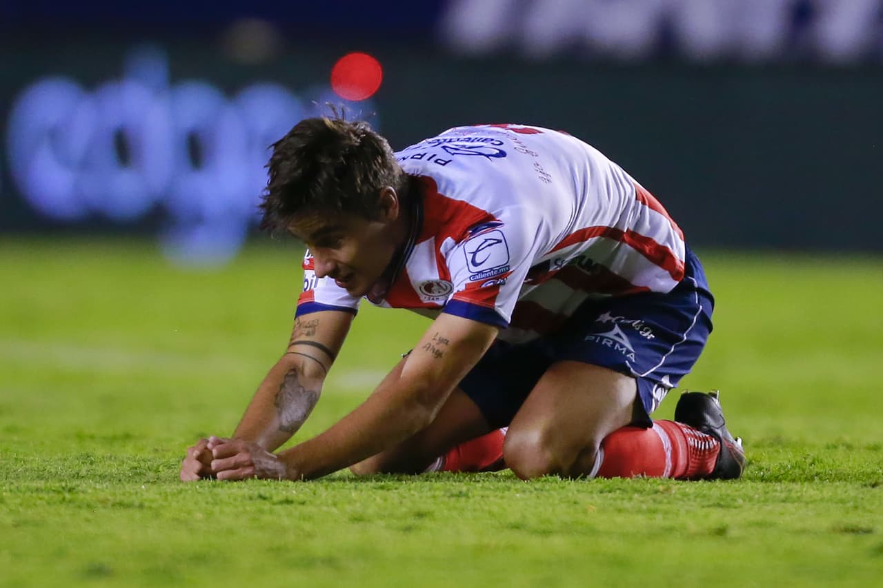 América saca un apretado triunfo en su visita al San Luis; Roger Martínez fue el encargado de hacer el gol de la victoria.