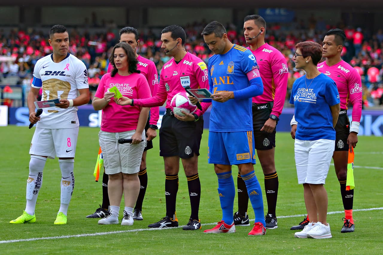 Estos felinos, que rivalizan en el campo de fútbol soccer como del fútbol americano, se vieron las caras en la Fecha 13 en CU con un trepidante empate 3-3. Quizá un preludio de la serie que viene.