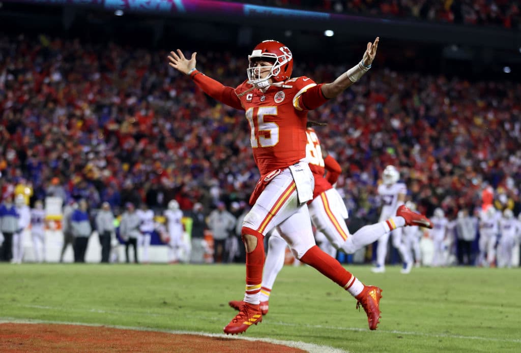 Dan a conocer el ritmo cardiaco de Mahomes en el triunfo ante los Bills 
