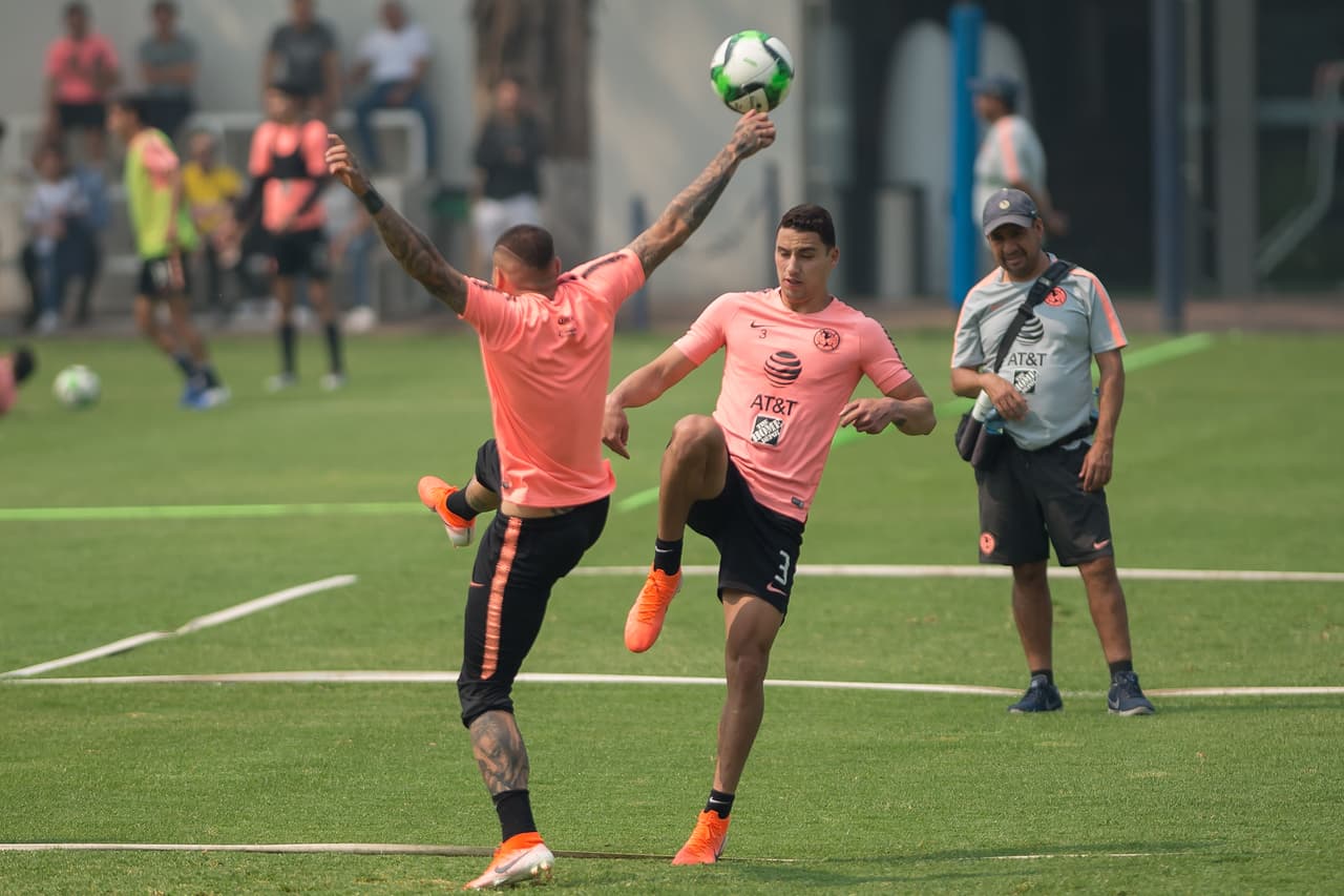 América tendrá una dura llave de Semifinal contra León, el equipo de mejor campaña regular en el Clausura 2019, por lo que las 'Águilas' entrenan para ajustar su 'vuelo' en el sueño del bicampeonato en la Liga MX.