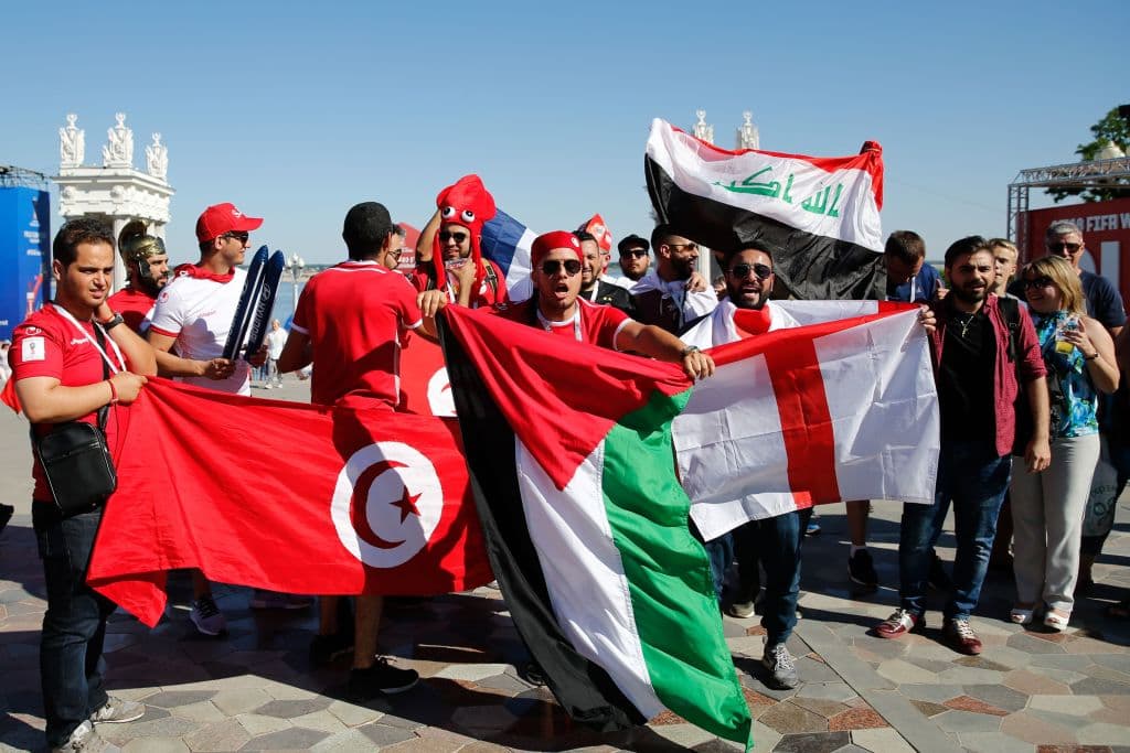 Aficionados tanto tunecinos como ingleses acudiendo al llamado de sus selecciones en el debut mundialista para ambas. No cabe duda que estaban empezando a pasarla muy bien en Volgograd.