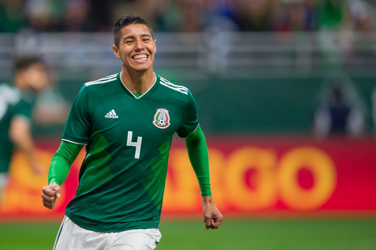 Hugo Ayala demostró en el amistoso con gol que es uno de los jugadores que como defensa tiene un lugar merecido para el Mundial. Ha estado constante en el proceso.