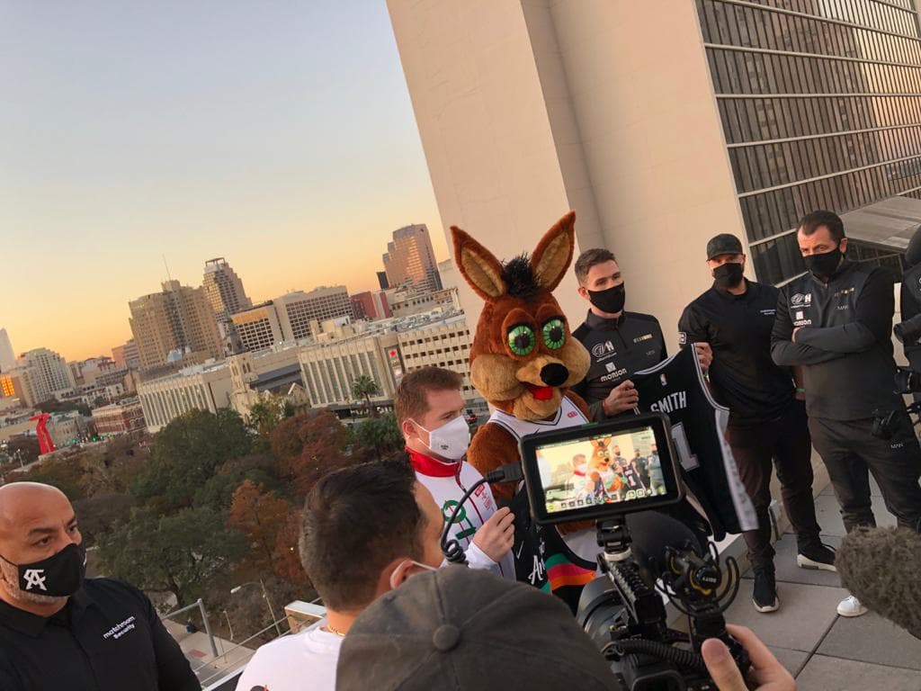 Saúl el Canelo Álvarez y Callum Smith se vieron las caras por primera vez desde que fue acordada su pelea el próximo 19 de diciembre.