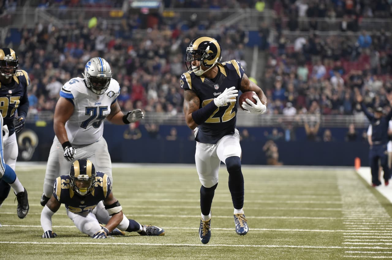 4 - El safety Rodney McLeod dejó a Los Angeles Rams para firmar con Philadelphia Eagles 5 años por 37 millones de dólares. El mejor profundo disponible en la agencia libre.