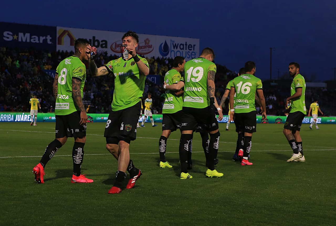 Así celebró su anotación Ángelo Sagal.