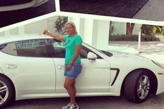 LeBron James le regala a su mamá un Porsche de más de 150 mil euros