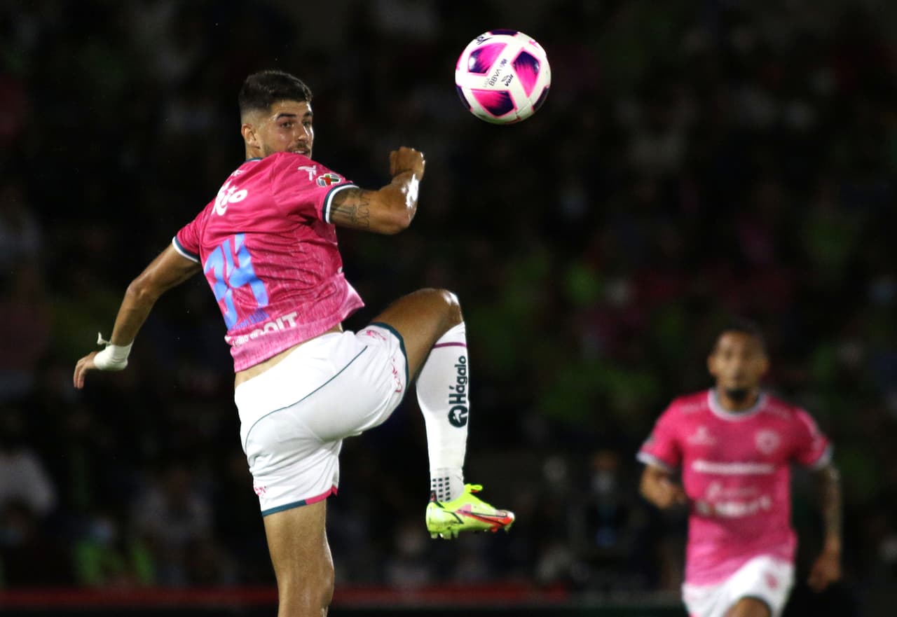 El brasileño Pedro Raúl dio un partidazo.
<br>