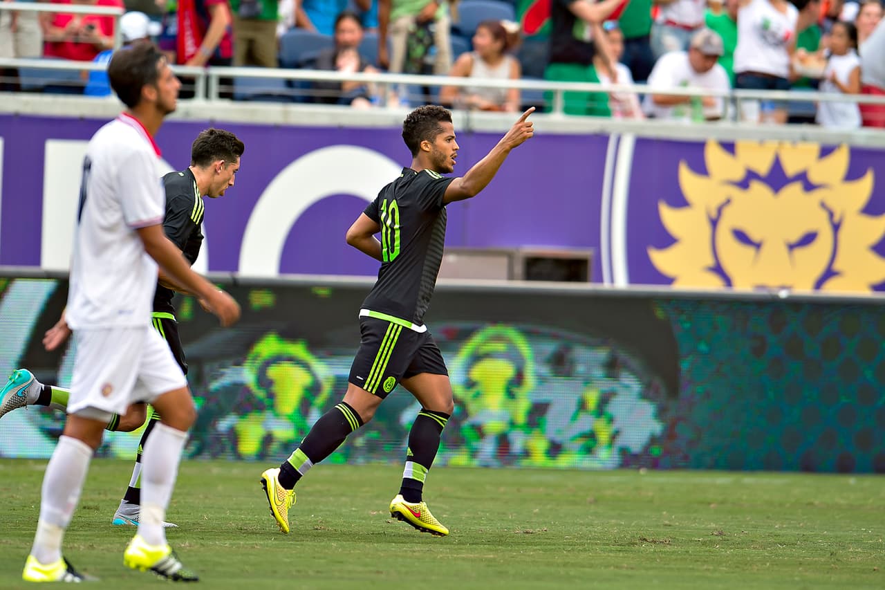 Con cierto factor de fortuna al aprovechar un rebote dentro del área mexicana tras un pase de Héctor Herrera, definió cruzado ante el arquero de Costa Rica.