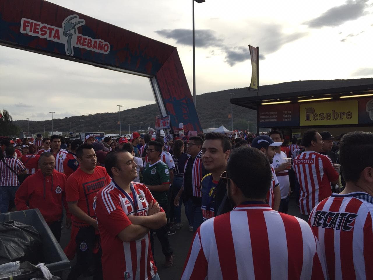 Los fanáticos de Chivas y América se alistan para el Clásico Nacional en la Jornada 11 del Clausura 2019 de la Liga MX.