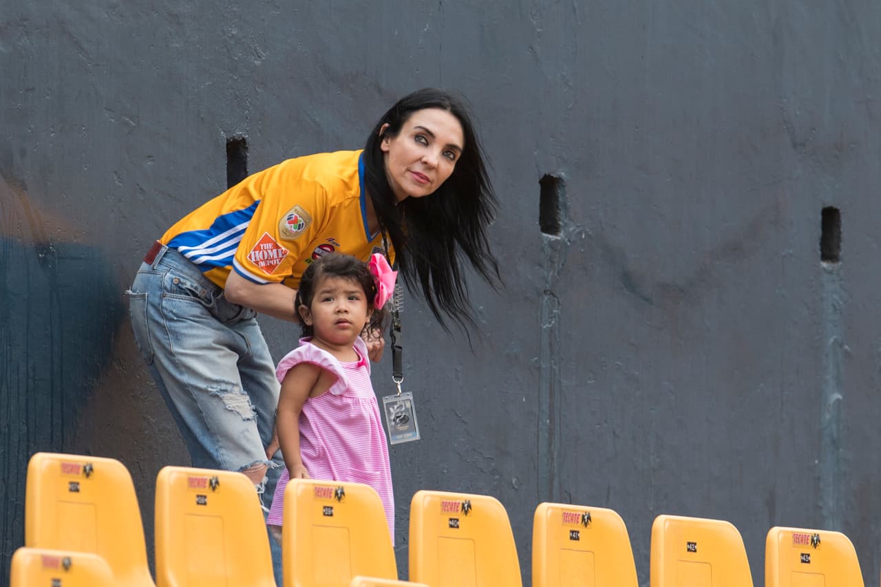 Tigres es el actual campeón del fútbol mexicano y su afición juega un papel fundamental en el éxito del equipo. Siempre leales, siempre creativos para apoyar a los suyos.