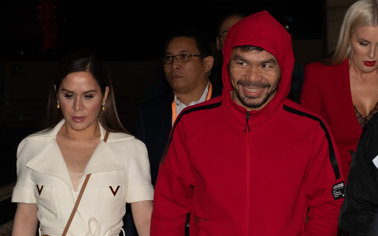 Manny Pacquiao ya está en el MGM Grand de Las Vegas para defender su título mundial wélter de la AMB contra Adrien Broner.
