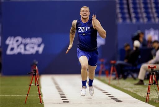 Las mejores tomas del TE novato de los Baltimore Ravens, egresado de Minnesota, Maxx Williams (AP-NFL).