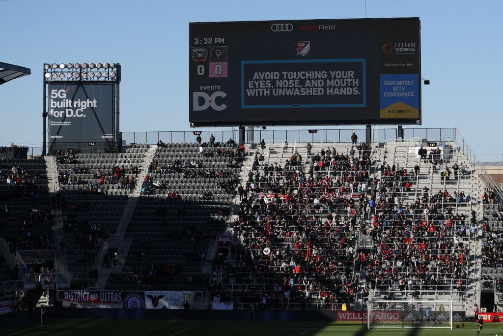 La MLS sigue detenida, no hay fecha formal para regresar siquiera a entrenar.