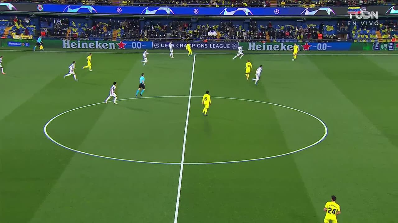 ¡GOL!  anota para Juventus. Dusan Vlahovic