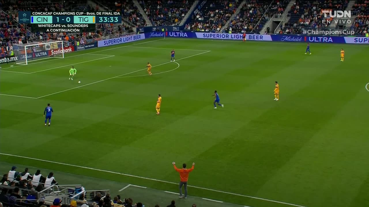 ¡TIRO ATAJADO! disparo por Tom Barlow.