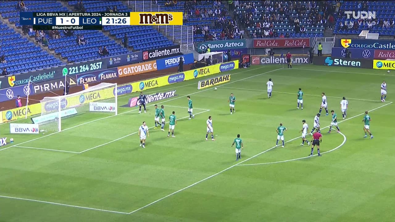 ¡TIRO ATAJADO! disparo por Diego de Buen.