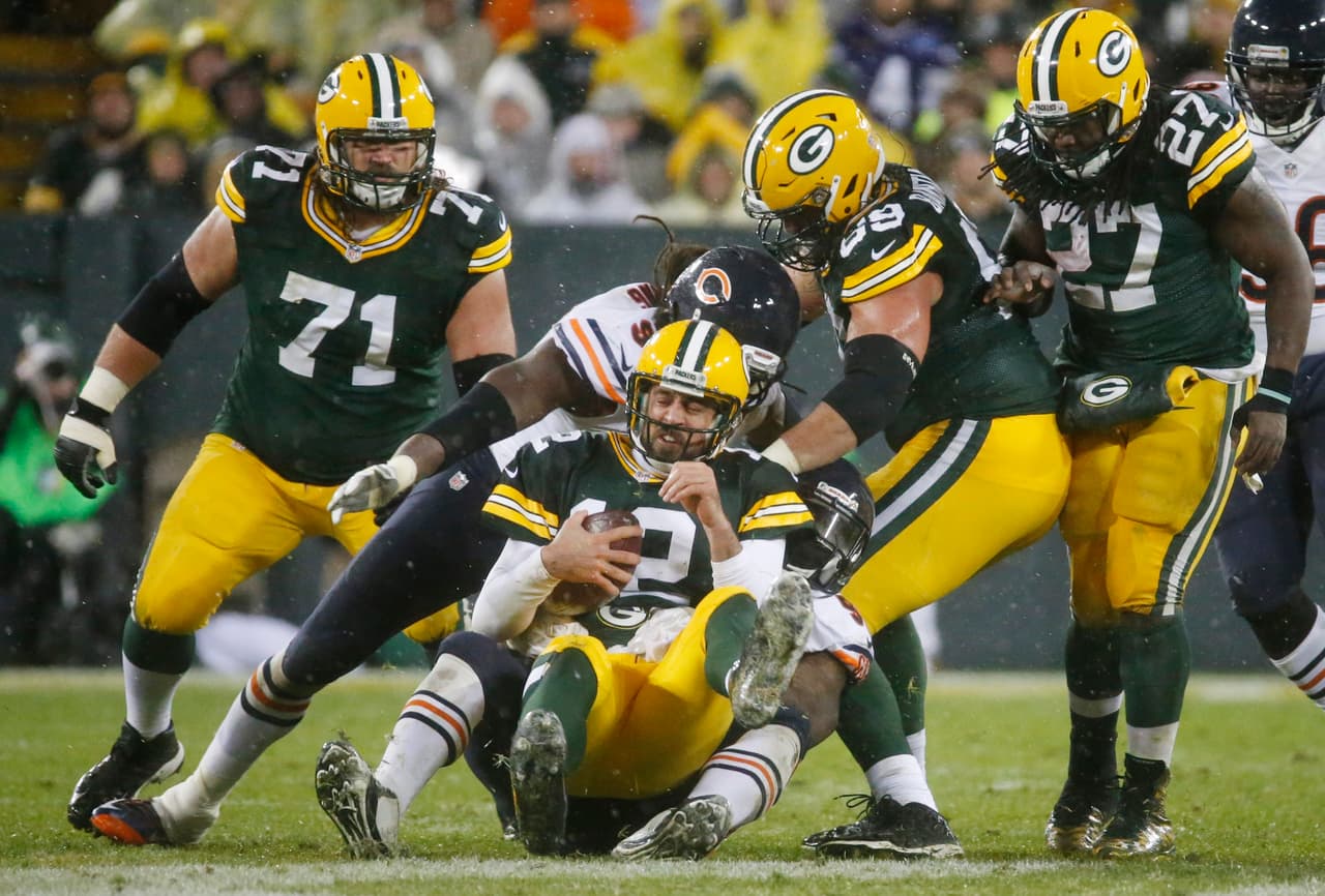 Los Chicago Bears vencieron sorpresivamente 17 - 13 a los Green Bay Packers en partido que cerró la jornada NFL en Thanksgiving