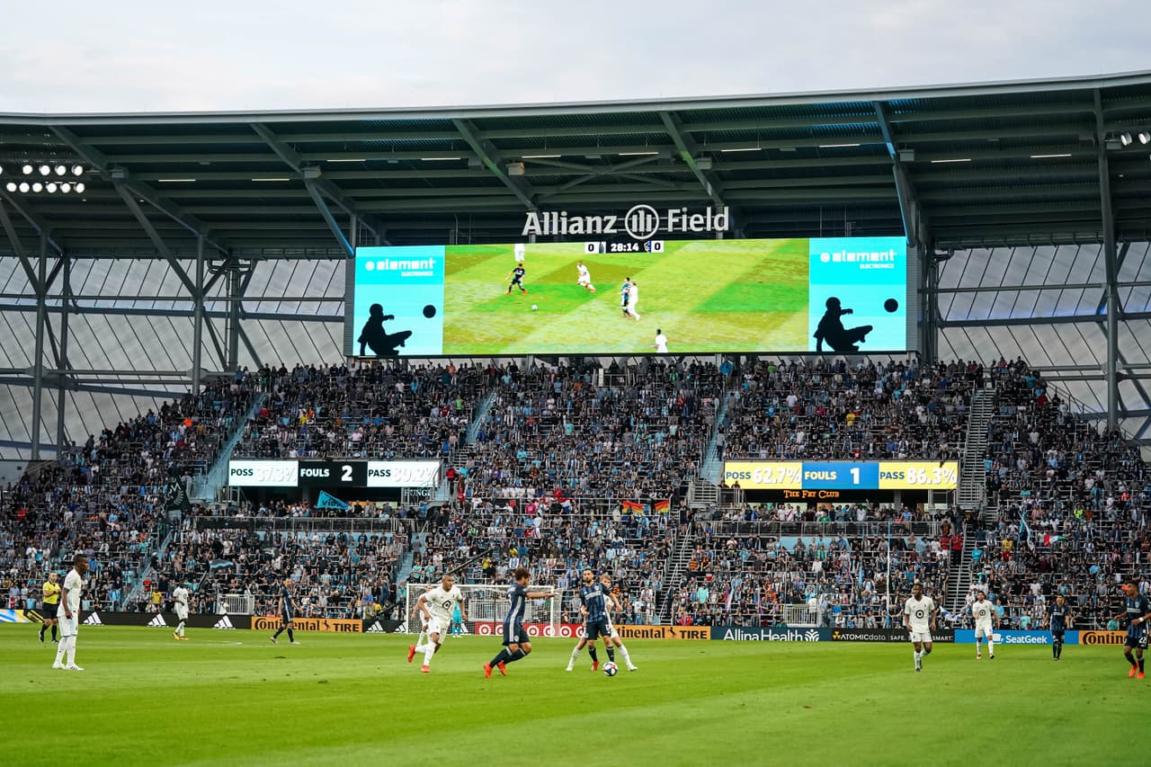 La tribuba donde se ubica la afición de 'los Loons'.