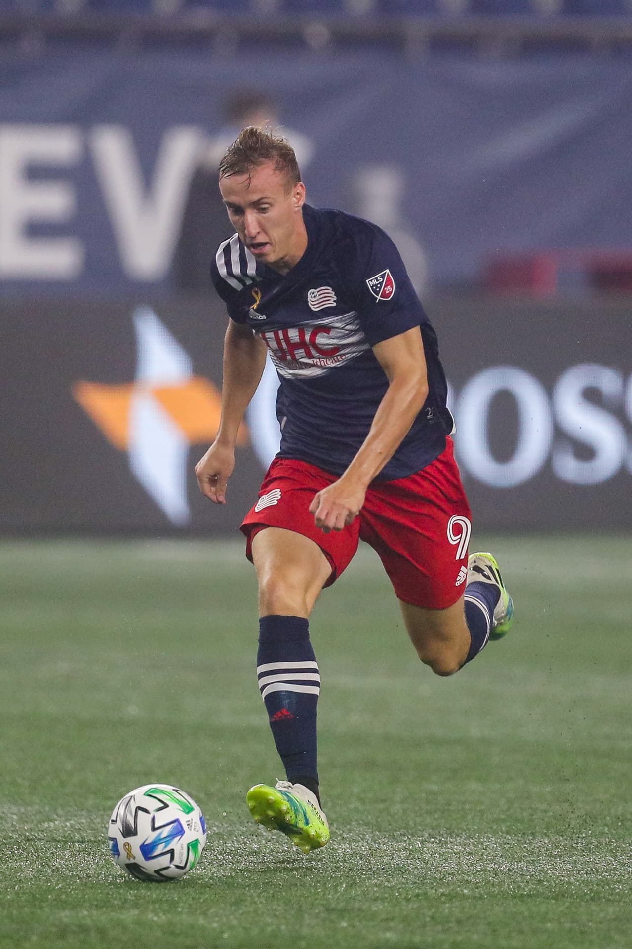 DELANTERO - Adam Buksa (New England Revolution)