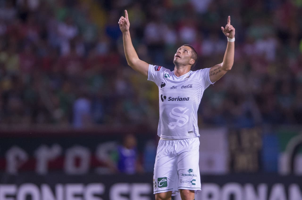 Arrancando la segunda mitad el equipo lagunero puso todavía más tierra de por medio cuando Dória marcó el 4-0 a los 49 minutos.
