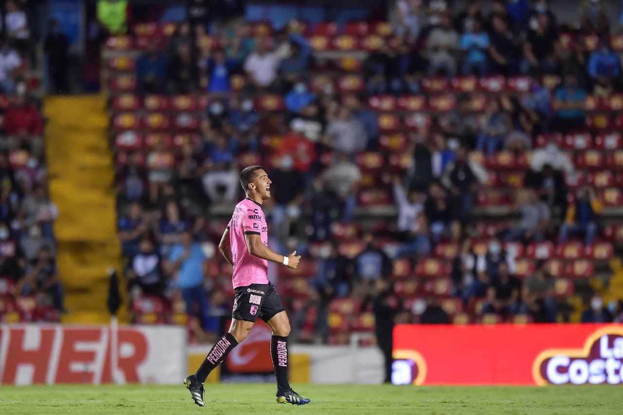 Kevin Ramírez no deja que Tijuna se lleve los puntos de visita y anota el tanto del empate 1-1.