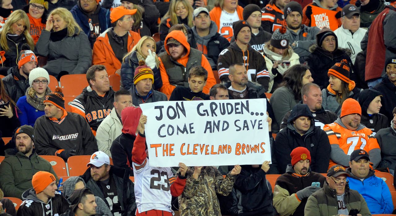 Dramático duelo se vivió en Cleveland donde los Ravens sacaron el partido 33-27 a los Browns. Checa las mejores tomas de este duelo de Lunes por la Noche.