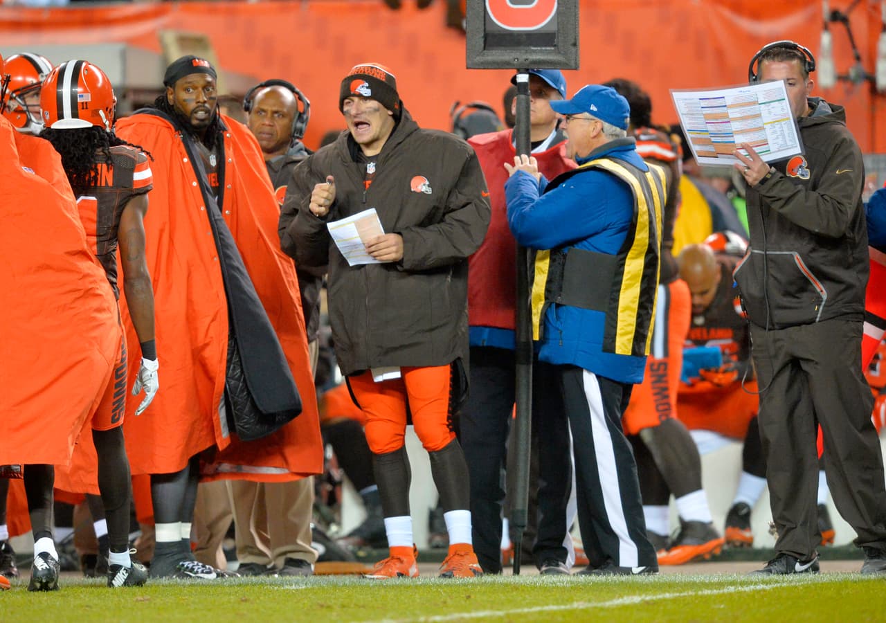 Dramático duelo se vivió en Cleveland donde los Ravens sacaron el partido 33-27 a los Browns. Checa las mejores tomas de este duelo de Lunes por la Noche.