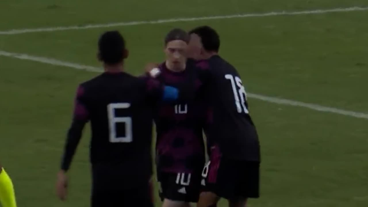 Joya de la cantera del América se luce con un gol de chilena 