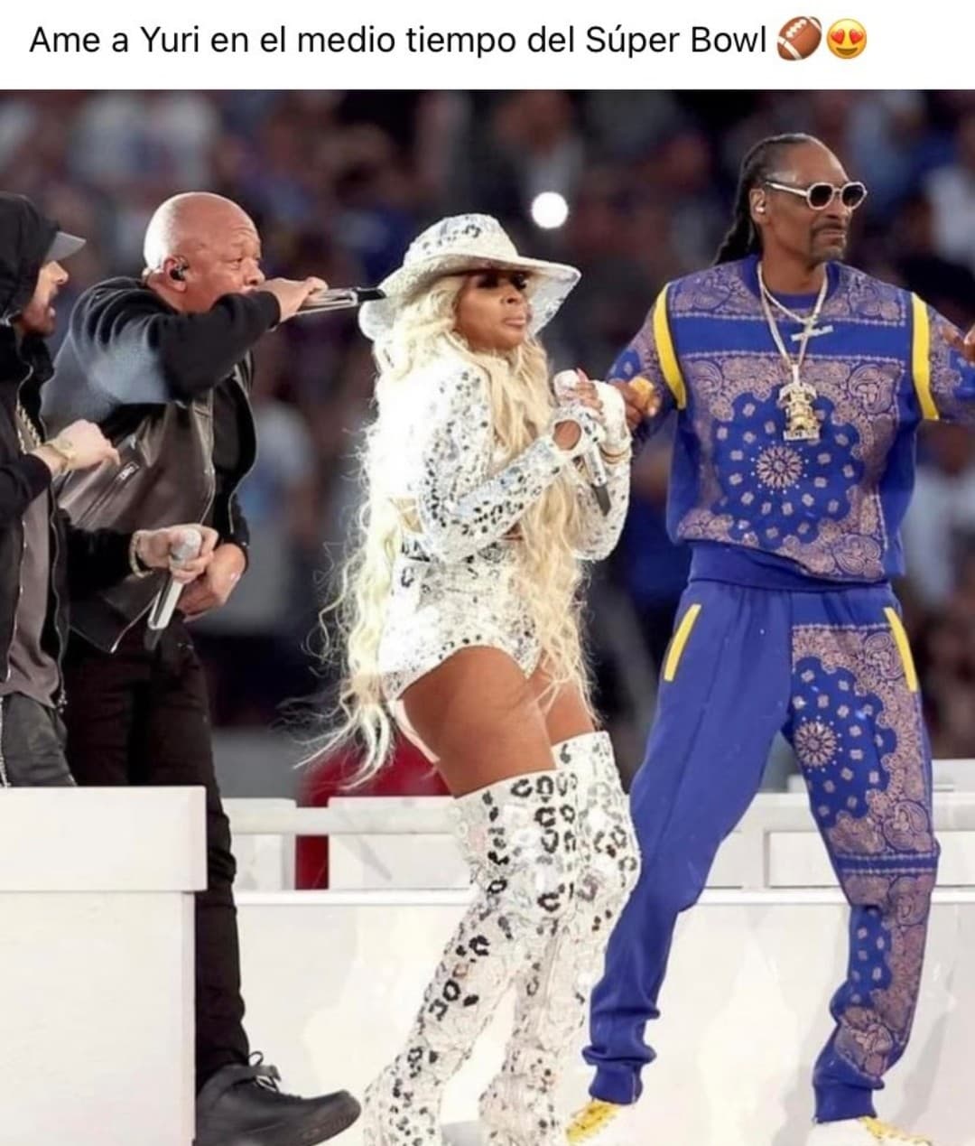 Disfruta los mejores memes del Super Bowl LVI, donde Los Angeles Rams levantaron el Vince Lombardi sobre Cincinnati Bengals y el show de medio tiempo estelarizado por Eminem, 50 Cent, Dr. Dre, Kendrick Lamar y Mary J. Blige, se llevó todas las palmas y también todos los memes.