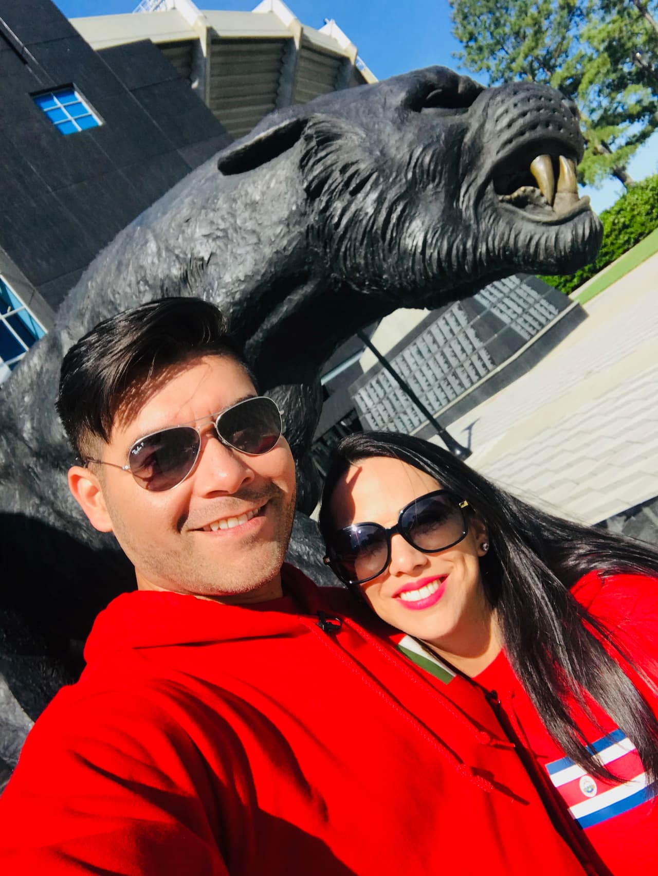 Charlotte vivió el colorido del capítulo 6 de 'La Carrera' por la Copa Oro, una competencia donde las parejas en busca del boleto a la Final del certamen aprovecharon para divertirse.