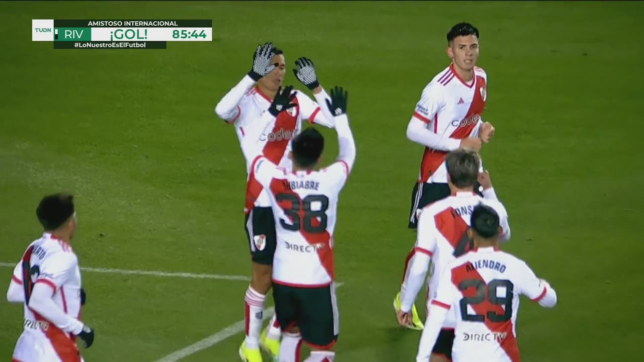 ¡River Plate lo empata con un bombazo de Andrés Herrera!