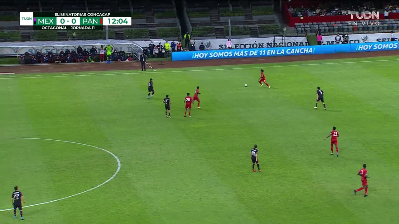 ¡TIRO ATAJADO! disparo por Fidel Escobar.