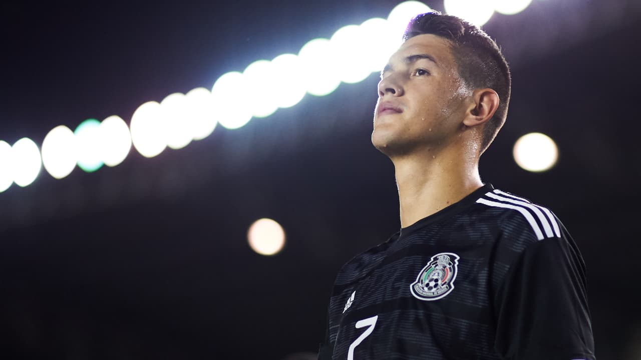 César Montes se une a las bajas del Tri ante Japón