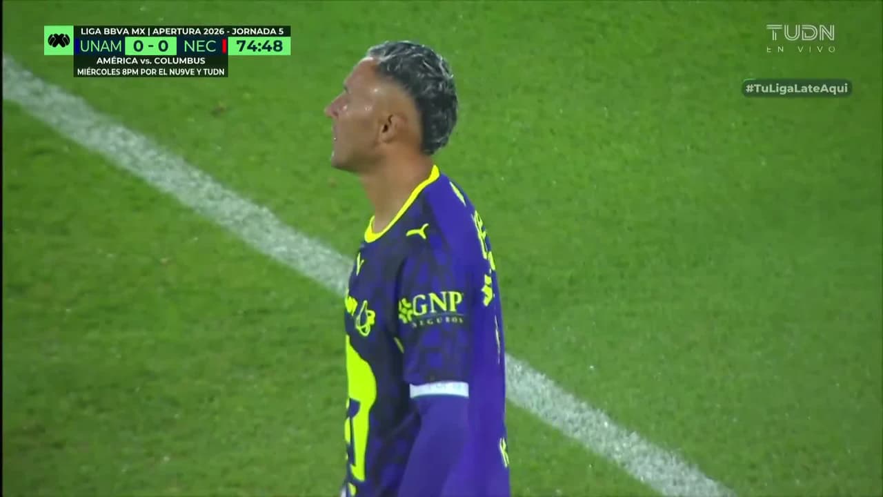 ¡Atajada brutal de Keylor! Un monumento para el arquero tico