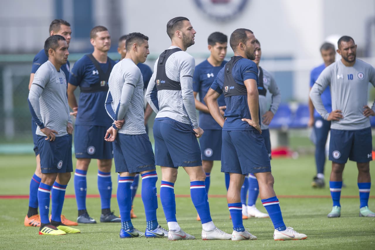 A pesar de sus ausencias por su actividad con el 'Tri', los jugadores se mantienen muy atentos para no perder el paso que los tiene de líderes invictos en el Apertura 2018.