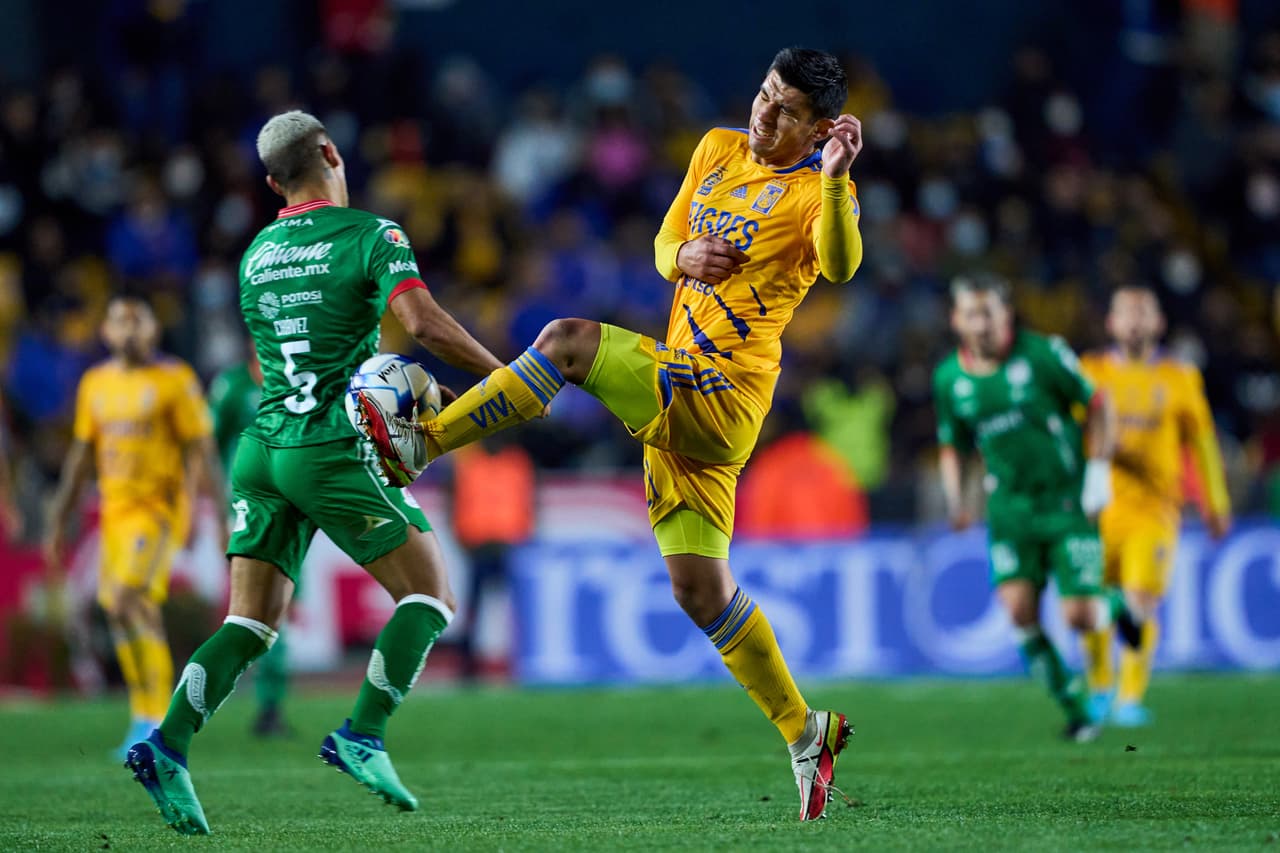 En un partido cerrado los Tigres lograron sacar el triunfo ante San Luis que empezó ganando pero no pudo aguantar el marcador.
